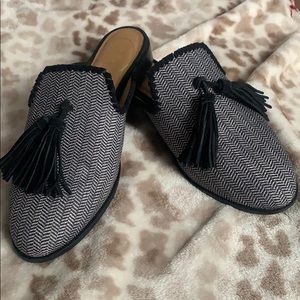 Like new Jack Rogers mules!